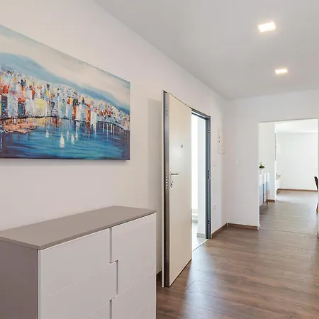 Front In Casa vacanze
